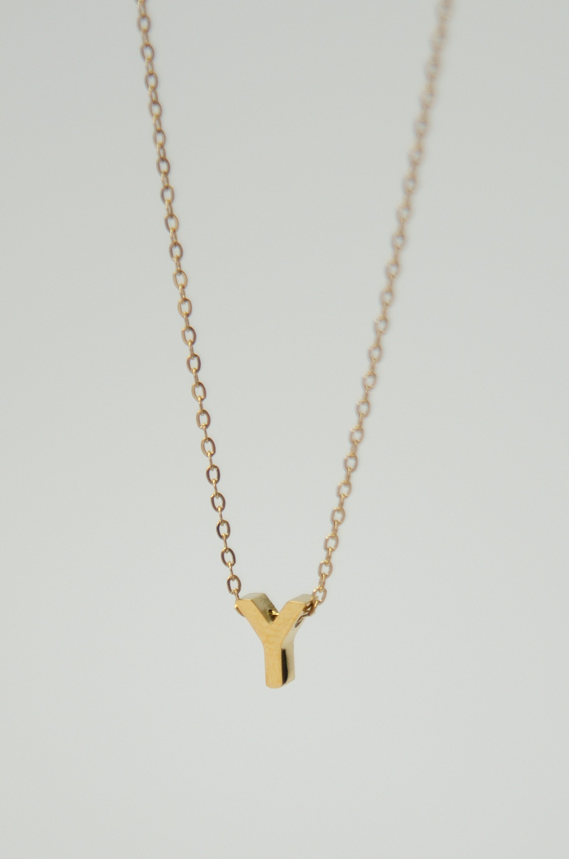 LETTERS NECKLACE // Y