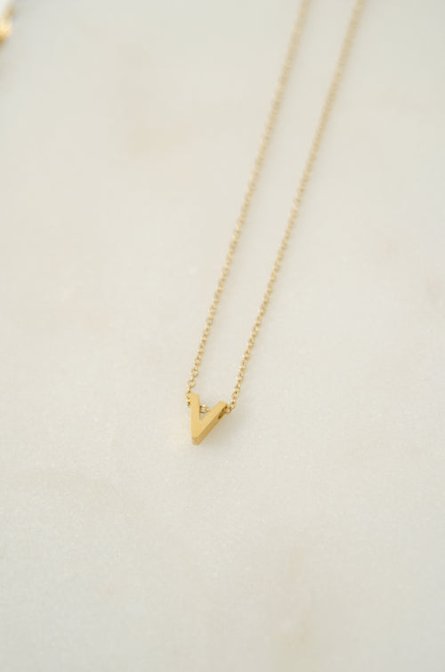 LETTERS NECKLACE // V image 1